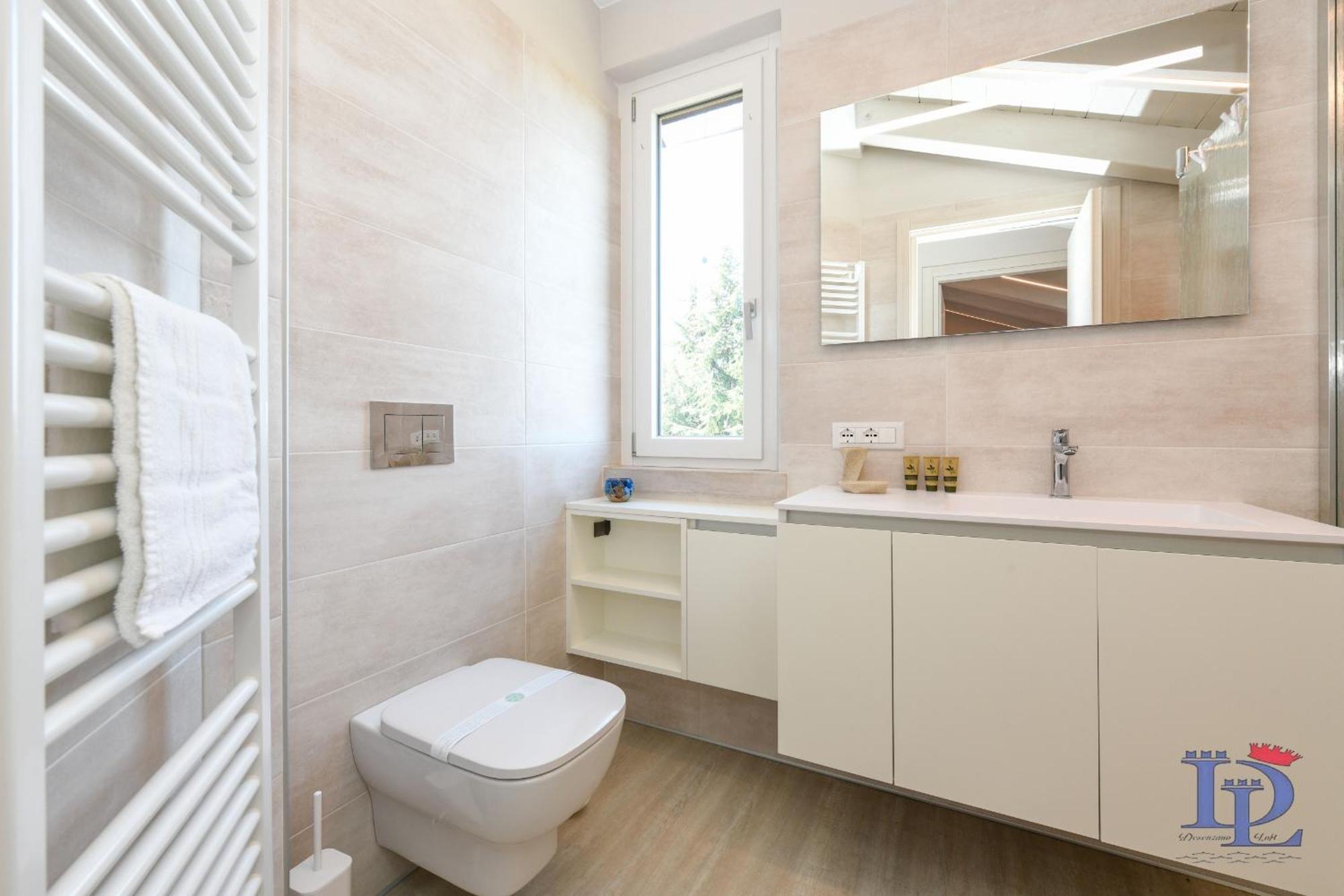 Ferienhaus Desenzanoloft Official Partner Marriott Homes & - H2o Inside With 3 Pools Desenzano del Garda