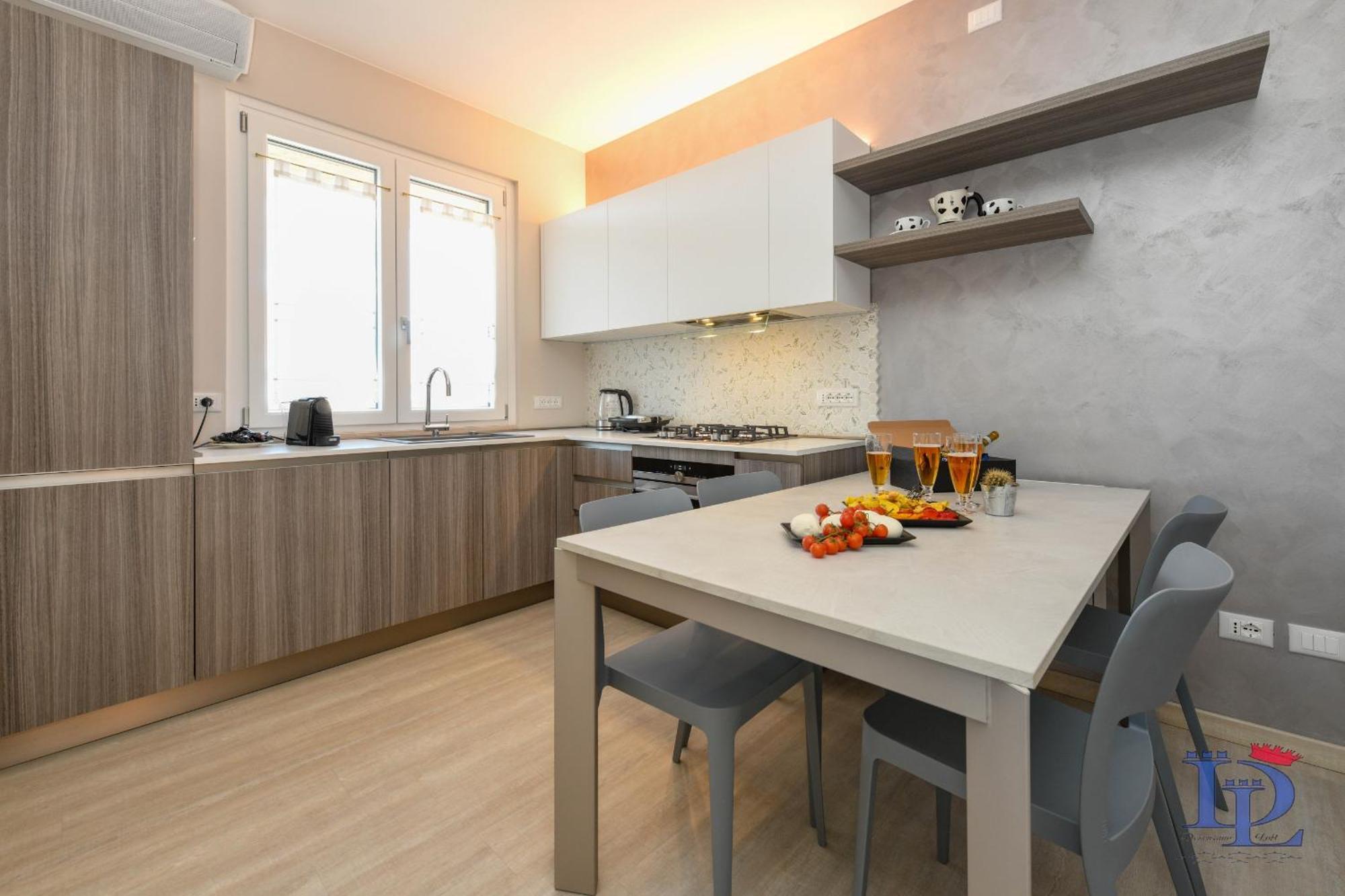 Desenzanoloft Official Partner Marriott Homes & - H2o Inside With 3 Pools * Desenzano del Garda